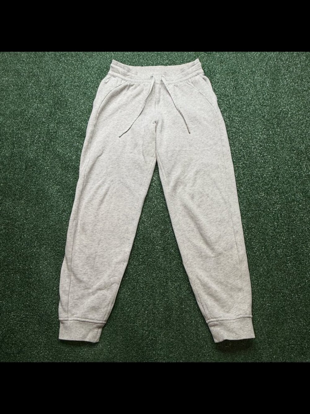 Lululemon Joggers Womens Size 8 Gray